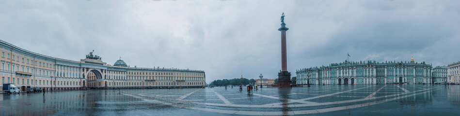 Fototapeta na wymiar Panorama Palace Square in St. Petersburg. Rainy day