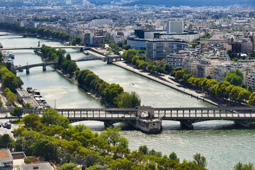 Rio Sena a su paso por Paris visto desde la Torre Eiffel