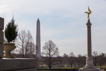 Beautiful landscape. Lincoln Monument against a beautiful sunset sky reflected in the Mirror Pond...
