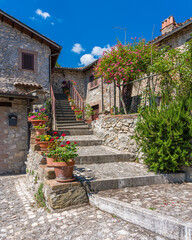 The beautiful village of Rocca Vittiana overlooking the Lago del Salto. Province of Rieti, Lazio,...