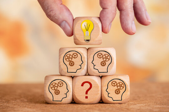 Ideen bringen Antwort auf Probleme im Teamwork