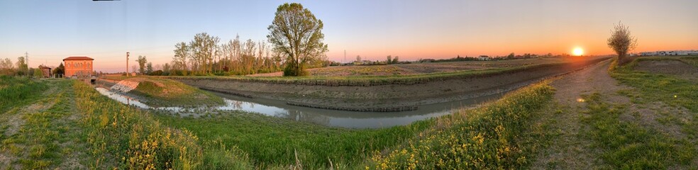 Italy Countryside in April 2020, Relaxing view of the river.