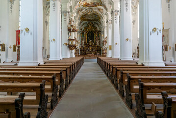 Fototapeta premium interior view of the historic church of St. Georg and Jakobus in Isny in southern Germany