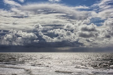 Fototapeta premium clouds over the sea
