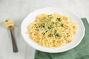 spaghetti with pesto sauce