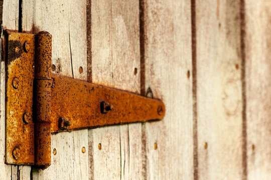 old rusty hinge