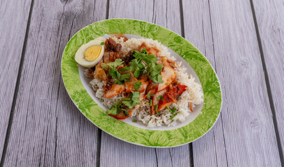Thai Noodles and Rice Dishes 