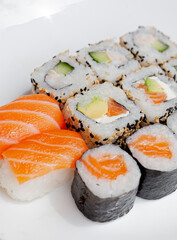 sushi, alimento, arroces, japonesa, peces, salmón, marisco, chapa, comida, maki, japón, blanco, cena, alga, epicúreo, wasabi, nori, cucumis sativus, cocina, crudo, tradicional, asia, restaurante, aisl