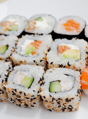 sushi, alimento, arroces, japonesa, peces, salmón, marisco, chapa, comida, maki, japón, blanco, cena, alga, epicúreo, wasabi, nori, cucumis sativus, cocina, crudo, tradicional, asia, restaurante, aisl