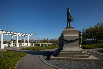 Fototapeta na wymiar statue at Hercilio Luz square in Florianopolis, Santa Catarina, Brazil