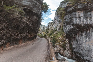 Access road to the town of Cain, through the Cares river gorge.