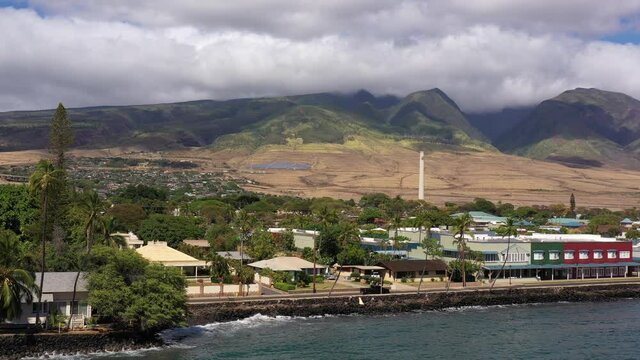 Lahaina, Maui, Hawaii is typically packed with tourists and shoppers. The Covid-19 Pandemic has emptied this popular vacation destination.