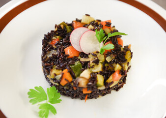 riso nero con verdure estate vegano chef cuoco cucinare vegan estate piatto estivo 