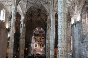 Fototapeta premium Elaborate pillars in a monastery 