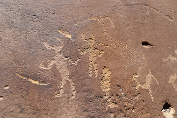 Native American Indian rock petroglyph art head dress Utah 1395. Nine Mile Canyon, Utah. World’s longest art gallery of ancient native American, Indian rock art, hieroglyphs, pictographs.