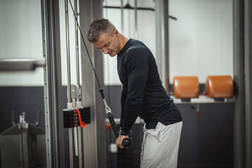 Triceps Pulldown Workout