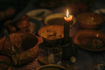 A cake sitting on top of a table