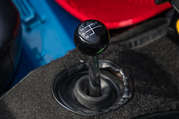 マニュアル車のシフトレバー　 manual transmission shift lever