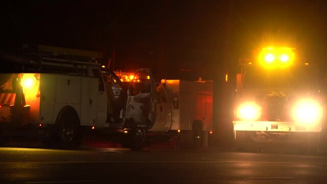 utility trucks fixing power hd