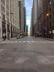 Fototapeta na wymiar Downtown Chicago - Empty Street