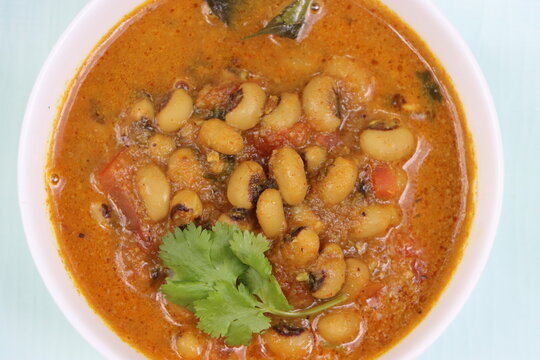 Chawli ki subji or Cowpea masala or Black eyed beans curry in Indian style