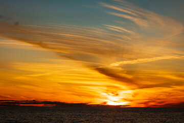 Fototapeta na wymiar Sunset at the Torrey Pines beach