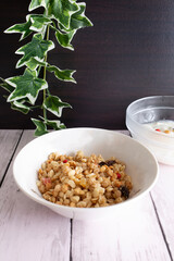 ヨーグルト 朝食 健康 ダイエット シリアル テーブル