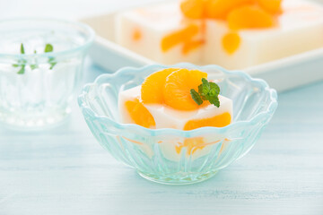 みかん缶の牛乳寒天