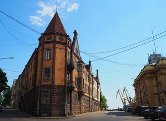 Fototapeta na wymiar The ancient Russian city of Vyborg. An ancient city by the sea.