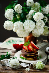 Pancakes with apples.style rustic .selective focus