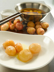 Cebollas confitadas. Candied onions.