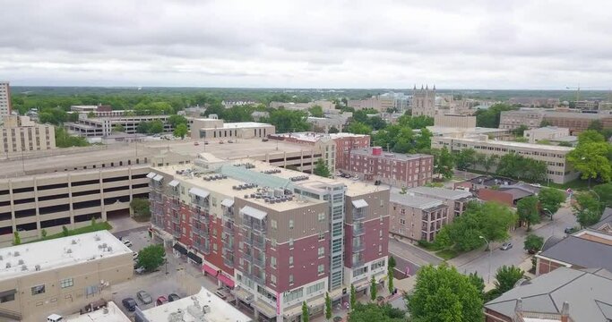Fast Drone Flight over Downtown Columbia Missouri