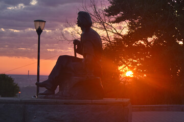 monument to the writer Maxim Gorky at dawn. Nizhny Novgorod