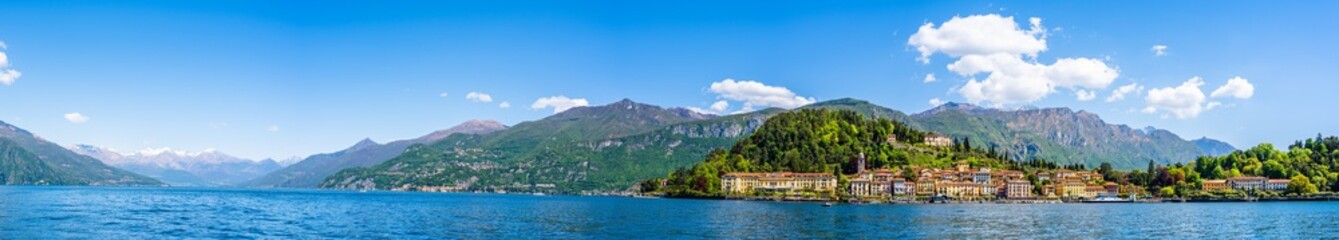 Fototapeta na wymiar Panorama landscape of Bellagio village on the Italian Riviera of Lake Como