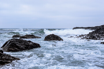 Photo of the rocks in the beach during winter in the Giants Causeway in Belfast, Northern Ireland