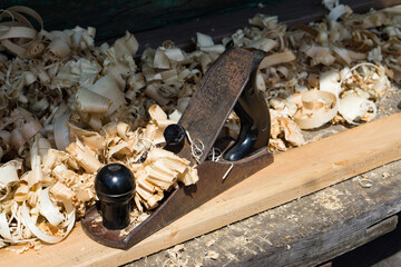 wood plane and shavings