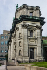 Fototapeta na wymiar Mary, Queen of World Cathedral (Cathedrale Marie-Reine-du-Monde, 1894) - a minor basilica in Montreal. Mary, Queen of World Cathedral is third largest in Quebec. Montreal, Canada.