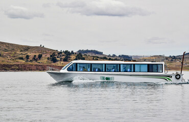 Titicaca Lake (Romanian: Lacul Frumos) 17
