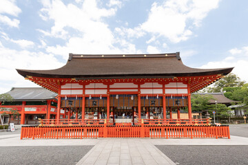 伏見稲荷大社 外拝殿 -全国に約3万社ある稲荷神社の総本宮-