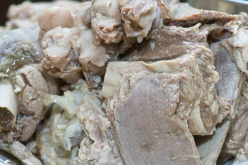 Cold jelly meat.