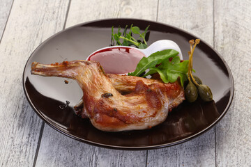 Roasted rabbit legs