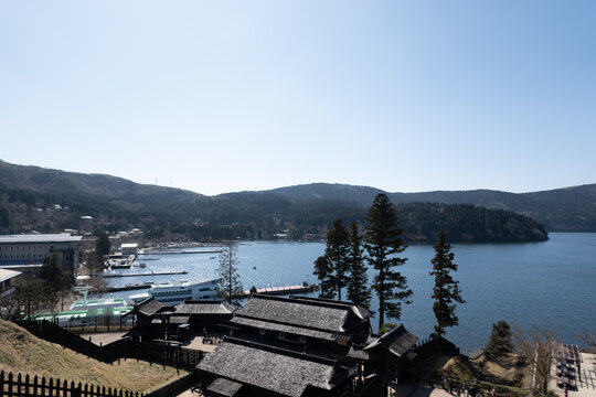 箱根関所から芦ノ湖