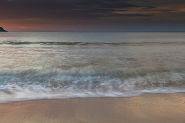 Fototapeta premium Sunrise at the Beach with Clouds