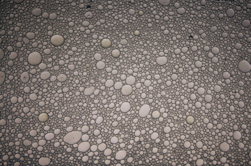 Martini Brown abstract  background from Volcanic Backgrounds Series. Oil stains on the water. Water bubbles. Color therapy, meditation, relaxation foto.