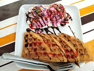 waffle and sweet ice cream