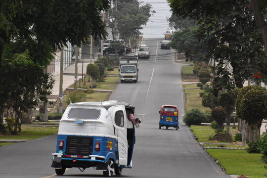 street next to Plaza de Chosica - Lima - Per&uacute;