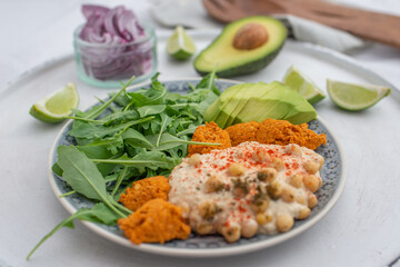 avocado hummus salad bowl