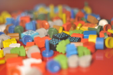 Fototapeta na wymiar pionki z gry planszowej gameboard