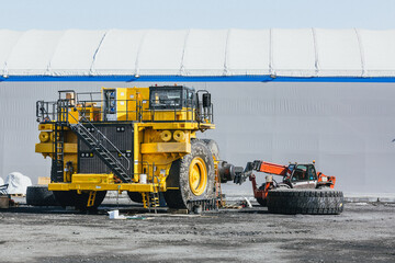 Assembly of the dump truck at the gold mining range.