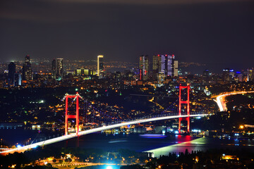 Obraz na płótnie Canvas Istanbul Bosphorus Bridge at night.